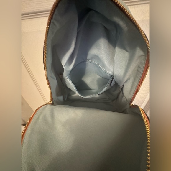 Authentic Coach Backpack with sunglasses print - Picture 10 of 10